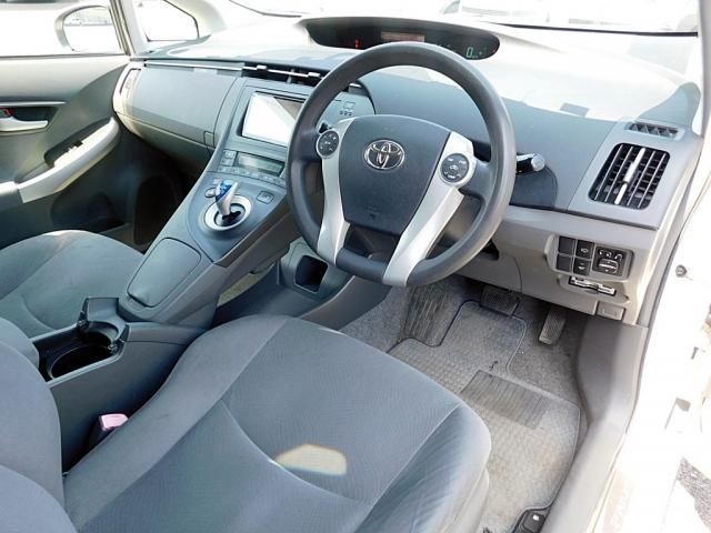 TOYOTA PRIUS 2009 Image 31