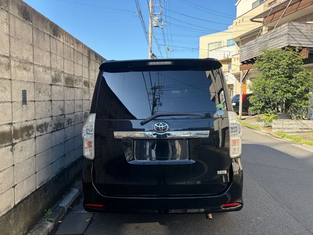 TOYOTA VOXY 4WD 2012 Image 31