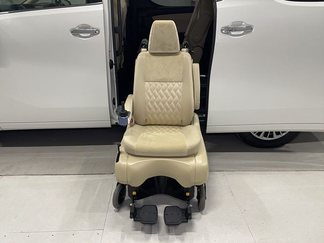 TOYOTA ALPHARD HYBRID 4WD 2021 Image 31