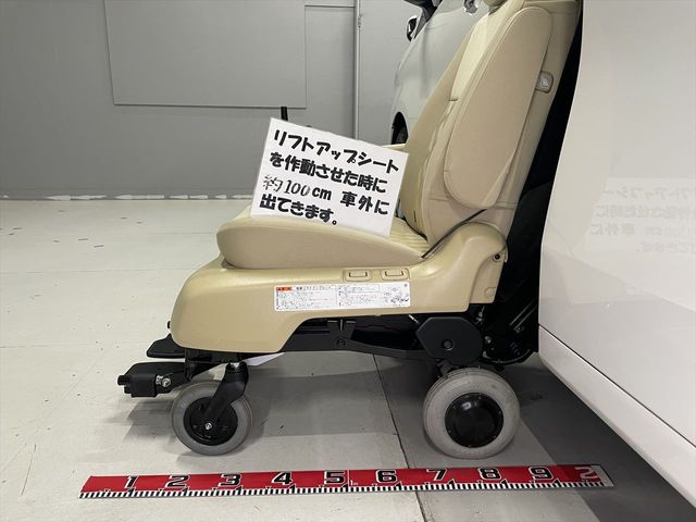 TOYOTA ALPHARD HYBRID 4WD 2021 Image 31