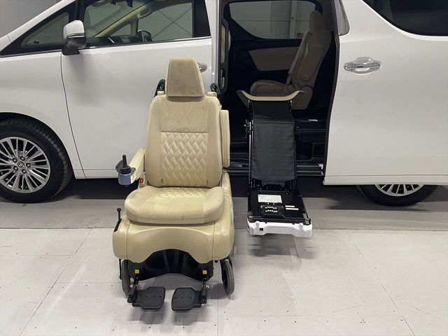 TOYOTA ALPHARD HYBRID 4WD 2021 Image 31