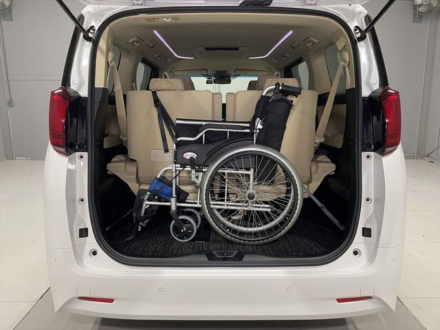 TOYOTA ALPHARD HYBRID 4WD 2021 Image 31
