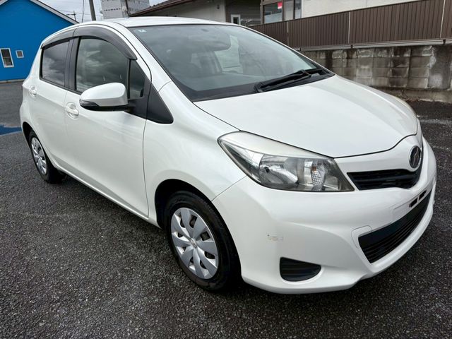 TOYOTA VITZ 2012 Image 31