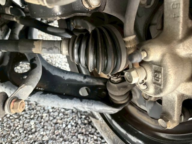 TOYOTA VITZ 2012 Image 31