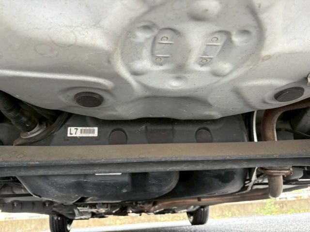 TOYOTA VITZ 2012 Image 31