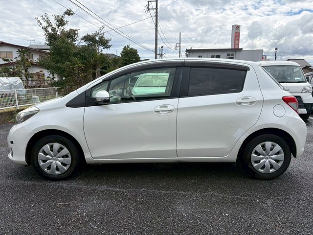 TOYOTA VITZ 2012 Image 31