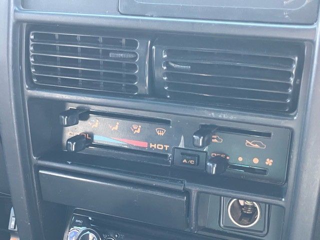 SUZUKI JIMNY VAN 4WD 1995 Image 31