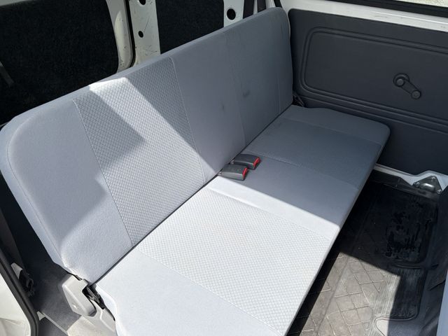 DAIHATSU HIJET CARGO 4WD 2016 Image 31