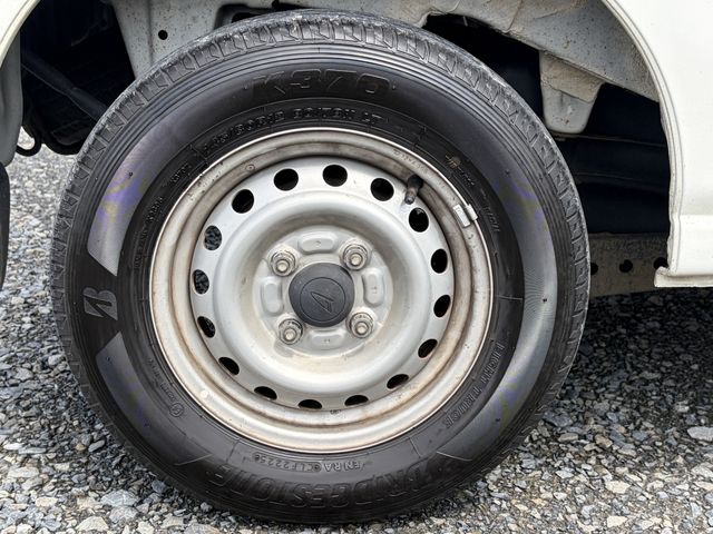 DAIHATSU HIJET CARGO 4WD 2016 Image 31