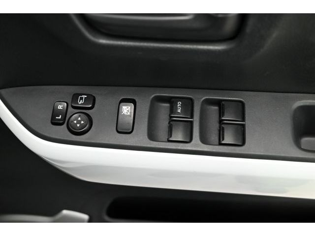 MAZDA FLAIR CROSSOVER 2017 Image 31