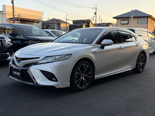 TOYOTA CAMRY HYBRID 2018 Image 31