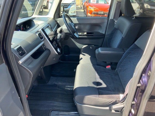 DAIHATSU TANTO CUSTOM 2014 Image 31