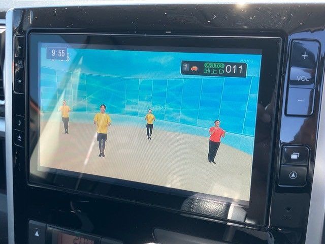 DAIHATSU TANTO CUSTOM 2014 Image 31