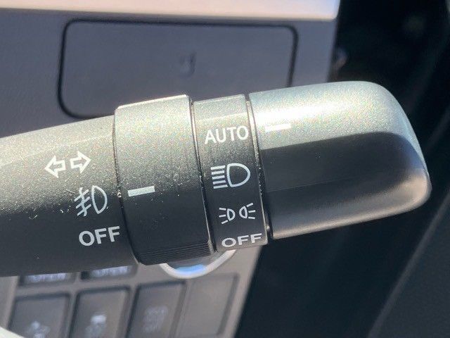 DAIHATSU TANTO CUSTOM 2014 Image 31