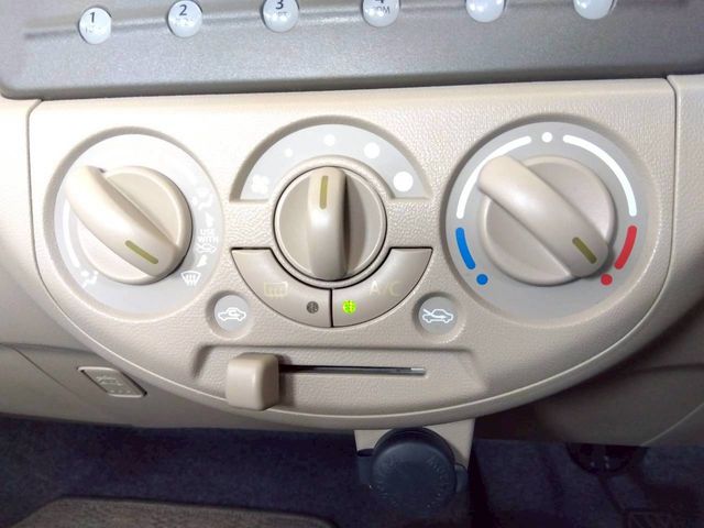 SUZUKI ALTO 2012 Image 31