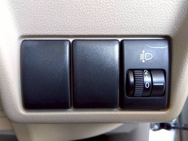 SUZUKI ALTO 2012 Image 31