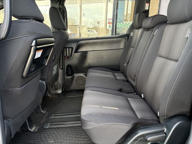 TOYOTA NOAH 2017 Image 31