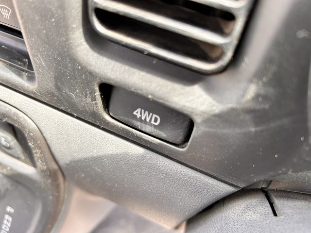 DAIHATSU HIJET CARGO 4WD 2015 Image 31