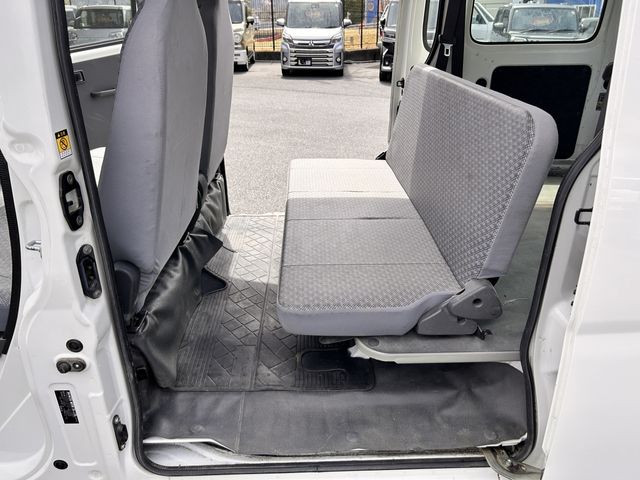 DAIHATSU HIJET CARGO 4WD 2015 Image 31