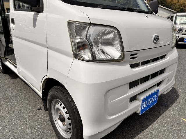 DAIHATSU HIJET CARGO 4WD 2015 Image 31