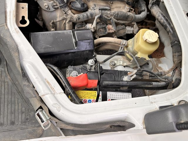 DAIHATSU HIJET CARGO 4WD 2015 Image 31