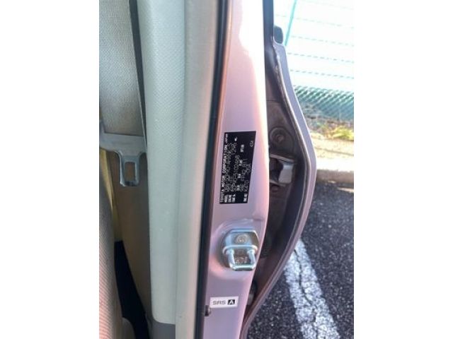 TOYOTA VITZ 2008 Image 31